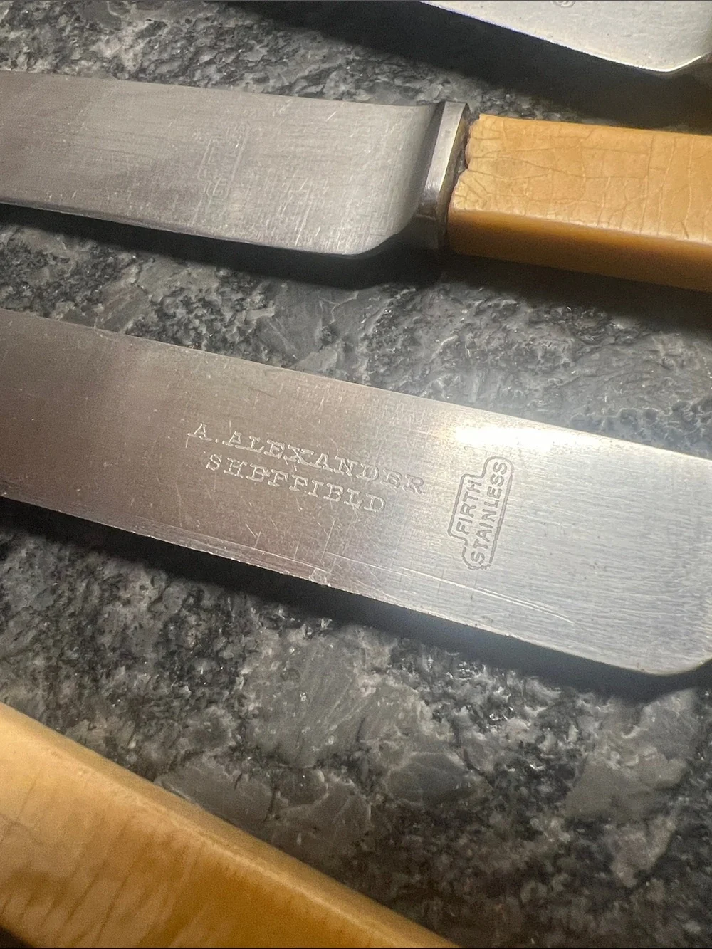 Set of 6 VINTAGE FIRTH STAINLESS steel knives. Bone handle. 1920’s-1930’s